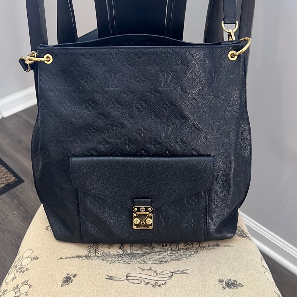Louis Vuitton Hobo Métis Leather Purse Double Strap